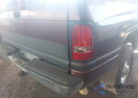 2000 Dodge Ram 2500 St из США, поврежденный, VIN 3B7KC2367YG131297